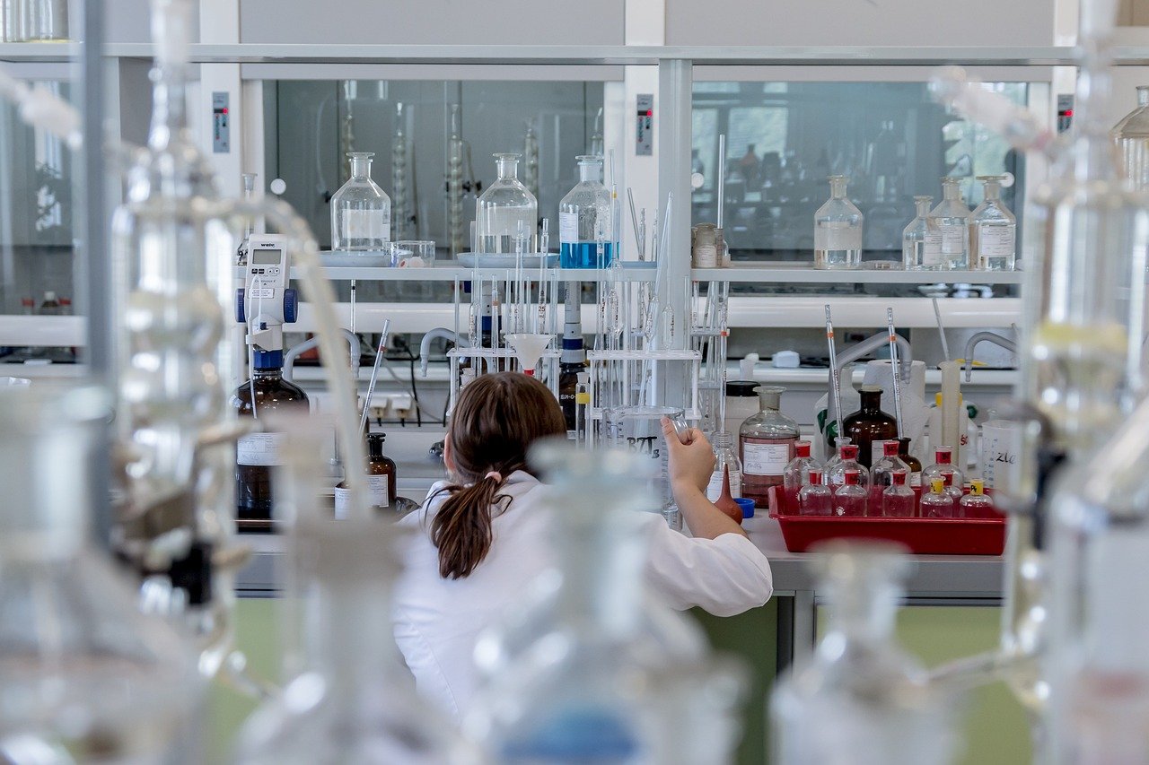 Laboratoire – sciences de la vie et chimie